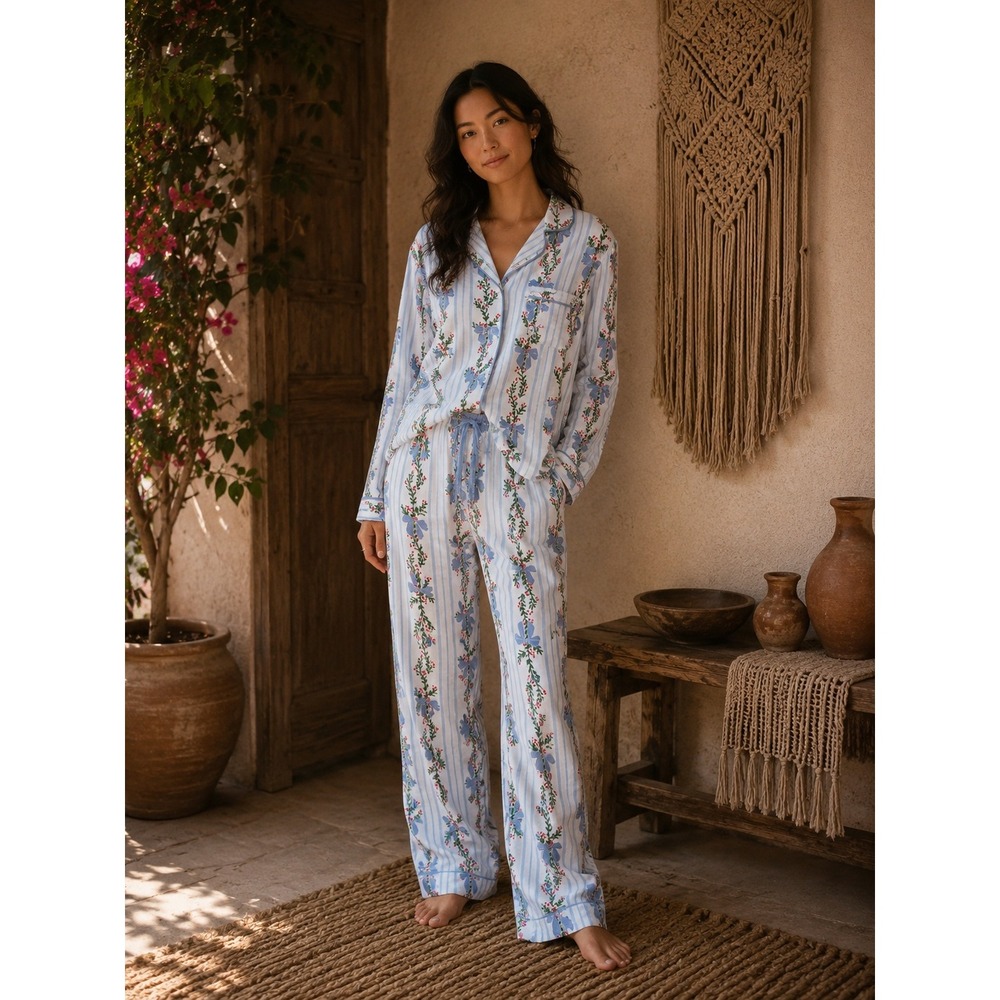 Mary Square Pajama Set Womens Small Blue Christmas Holly Bow Coquette